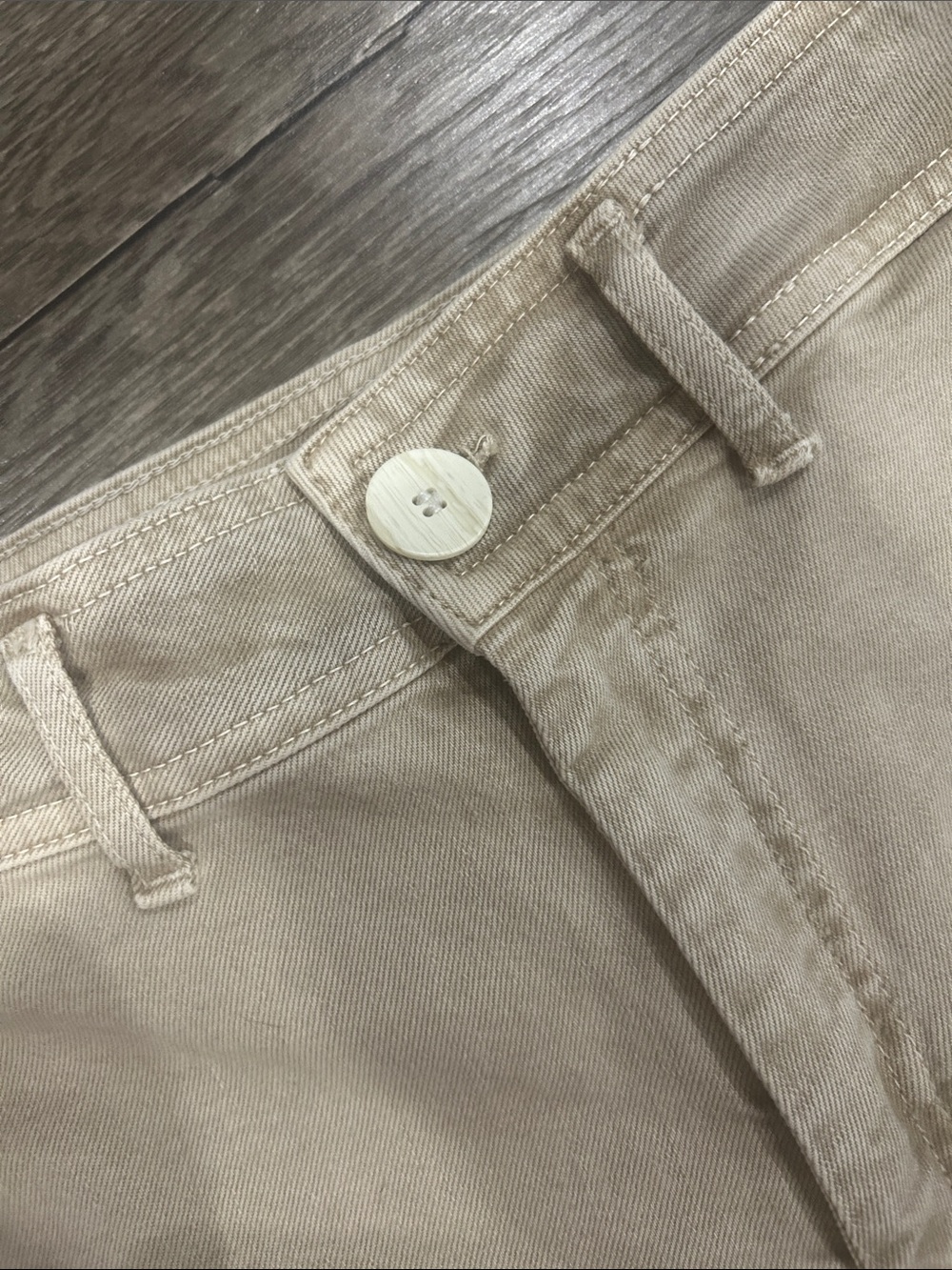 Zara Beige Wide-Leg High-Rise Jeans - Picture 3 of 5